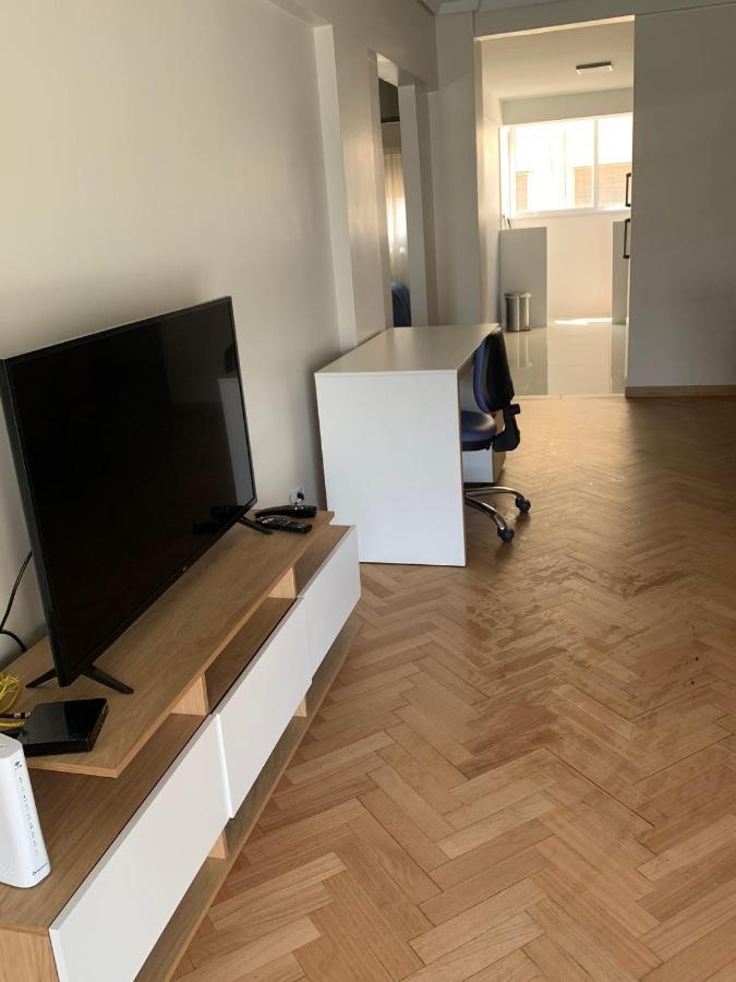 Apartamento 3 Amplios ambientes excelente ubicacion-Avenida Corrientes Almagro- Cerca de todo Ciudad Autónoma de Ciudad Autónoma de Buenos Aires Exterior foto